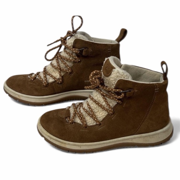 UGG Lakeside Heritage MD Lace-UP Suede Winter Boots - removing on 1/1 - Picture 3 of 5